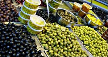 olives in Mahaneh Yehuda in Jerusalem