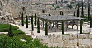 ophel gardens in Jerusalem Old City